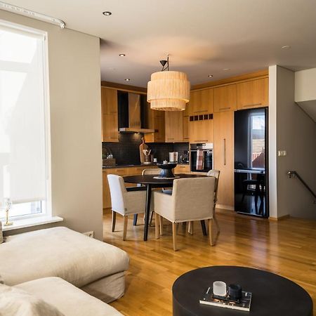S19 - Akureyri Prime Apart. Apartment Luaran gambar
